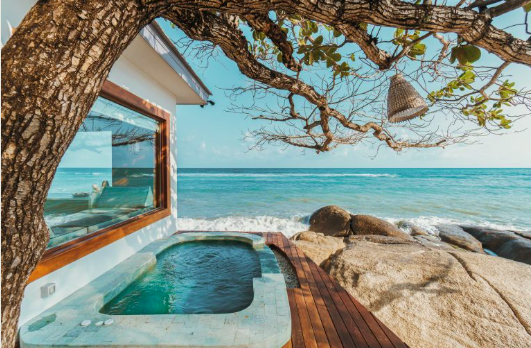Koh Samui Thailand - Accommodation with private pool overlooking the ocean with a tree hanging over